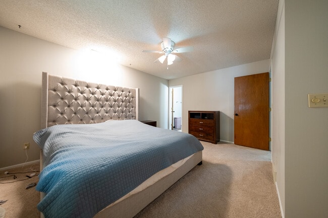 Building Photo - 3521 Widgeon Way