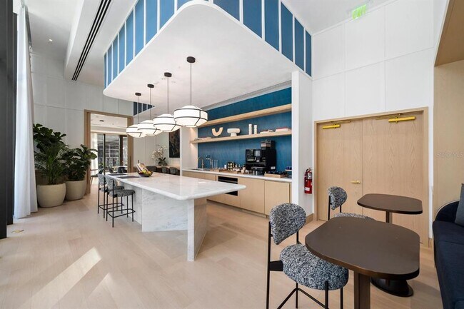 Building Photo - 3015 S Ysabella Ave