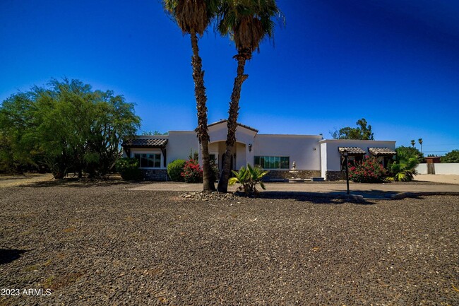 Building Photo - 12210 N 67th St