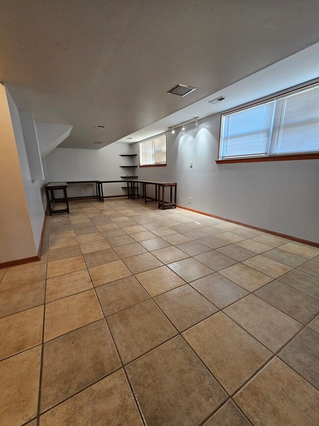 Building Photo - 7518 Taney Pl