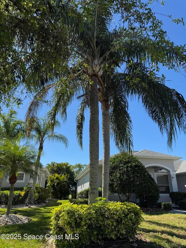 Building Photo - 2254 Brightwood Cir