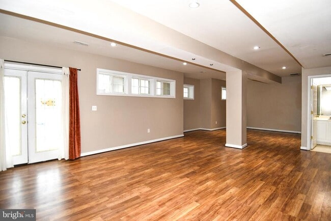 Building Photo - 13039 Quate Ln