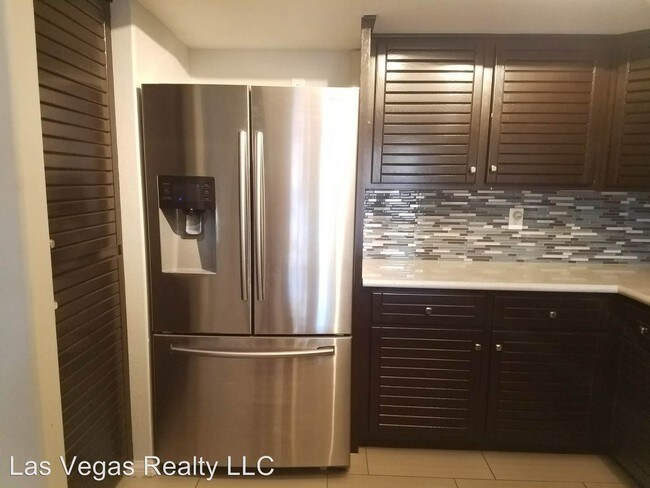 Building Photo - 2 br, 2 bath House - 7194 Mission Hills Dr