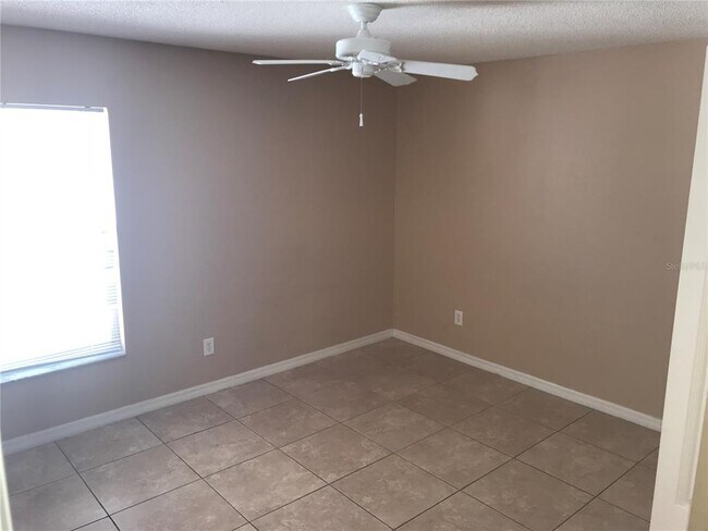 Building Photo - 12953 Los Alamitos Ct