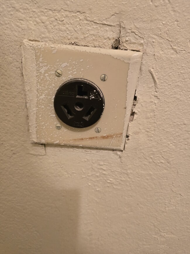 Building Photo - 2784 N Columbus Blvd