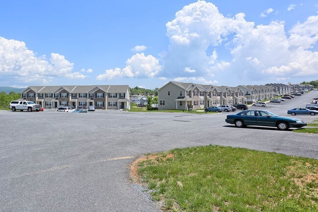 Building Photo - Marsh Run Townhomes