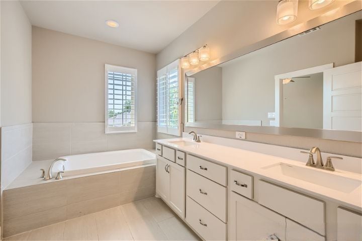 Building Photo - 206 Ridgecrest, UNIT