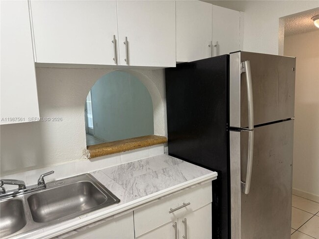 Building Photo - 5755 W 20th Ave