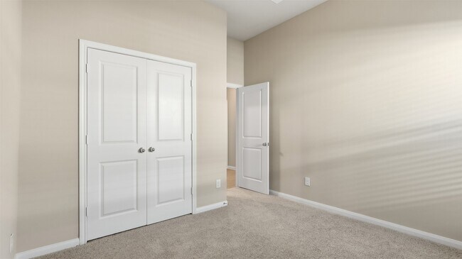 Building Photo - 3918 Sugardale St