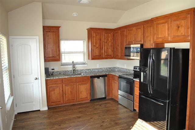 Building Photo - 412 Dewitt St