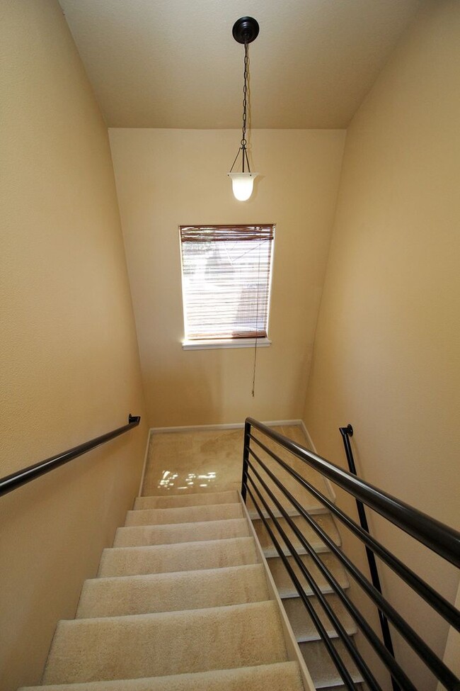 Building Photo - 2945 SW 187th Ave