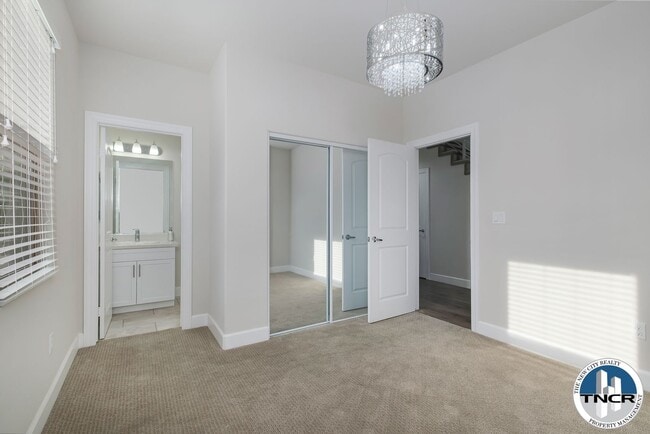 Building Photo - Luxury 4-Bedroom, 3.5-Bathroom Townhouse #28 in Santa Fe Springs