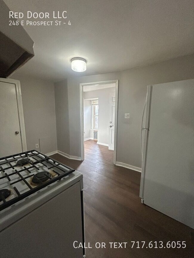 Building Photo - Beautifully renovated 1 bedroom in York City.