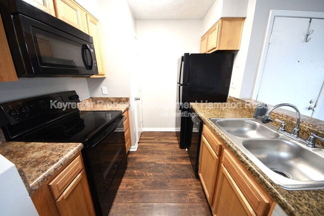 Building Photo - 79 Cape Dorey Dr