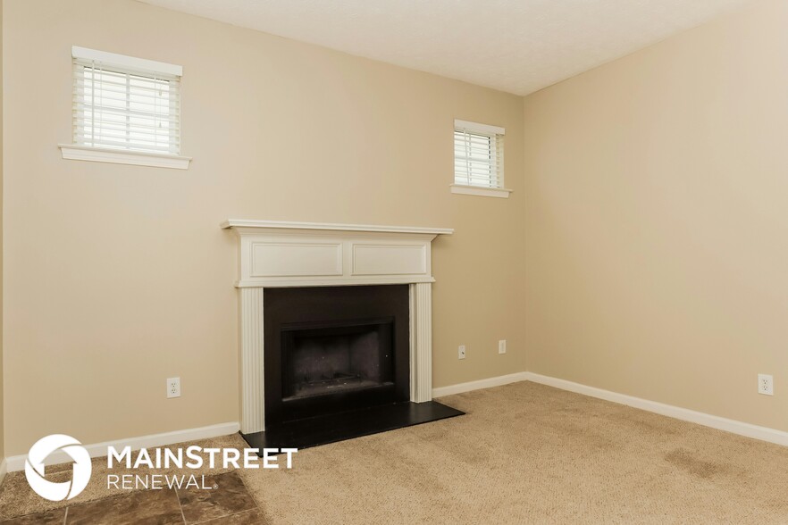 Building Photo - 4525 Parkway Cir