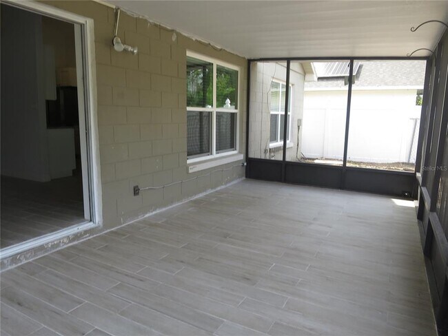 Building Photo - 11500 Vega Ct