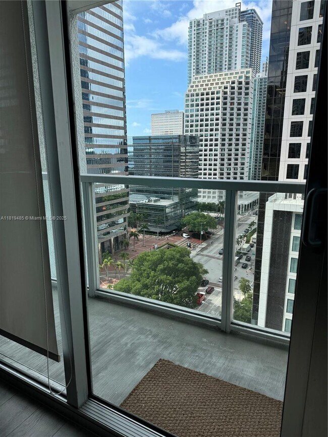 Building Photo - 500 Brickell Ave