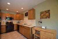Building Photo - 555 Broxton Ct