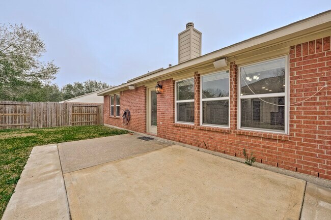 Building Photo - 21110 Machall Manor Ct