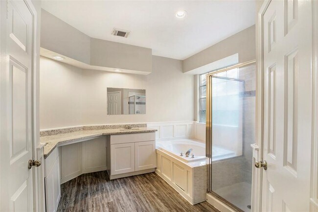 Building Photo - 5322 Willow Knoll Ct