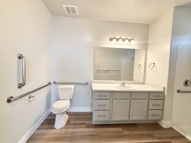 Building Photo - 13084 S Tortola Dr