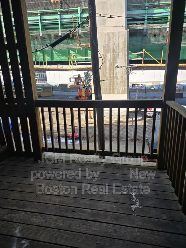 Building Photo - 138 Chestnut St