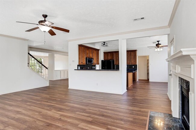 Building Photo - 4110 Bluewater Dr