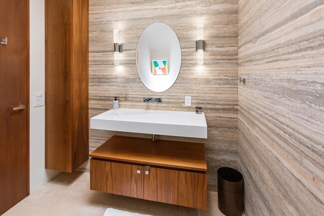 Building Photo - 1439 Devlin Dr