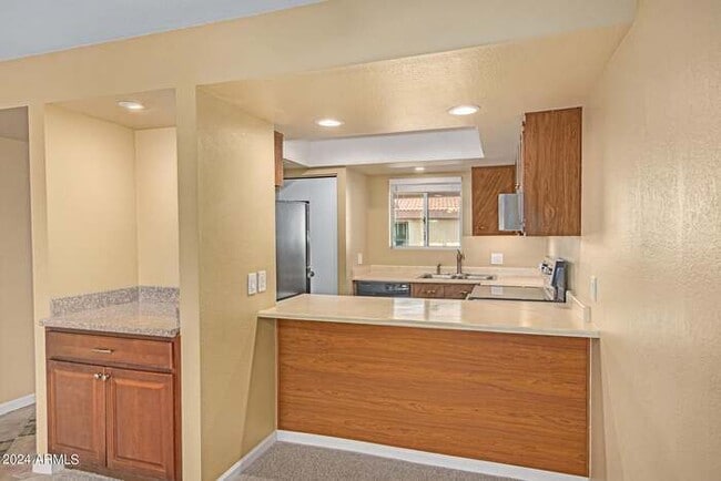 Building Photo - Beutiful Condo in an Amazing area
