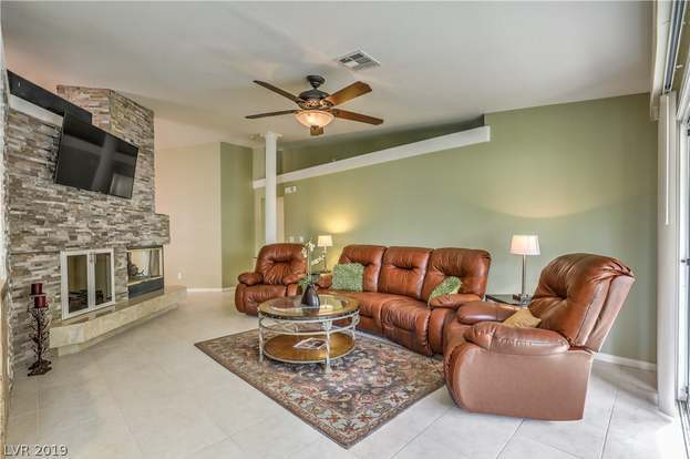 Building Photo - 3625 Silver Brook St