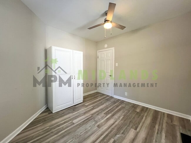 Building Photo - 320 Corley St