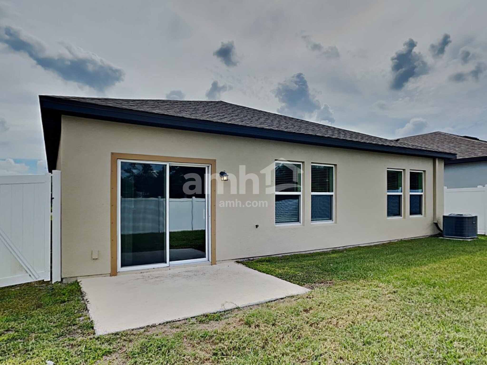 Building Photo - 8710 Layalie Wy