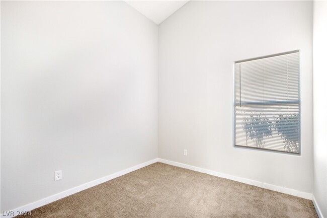 Building Photo - 3923 Broken Oak Ln