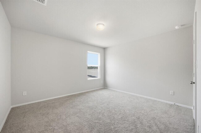 Building Photo - 2610 Derwent Dr