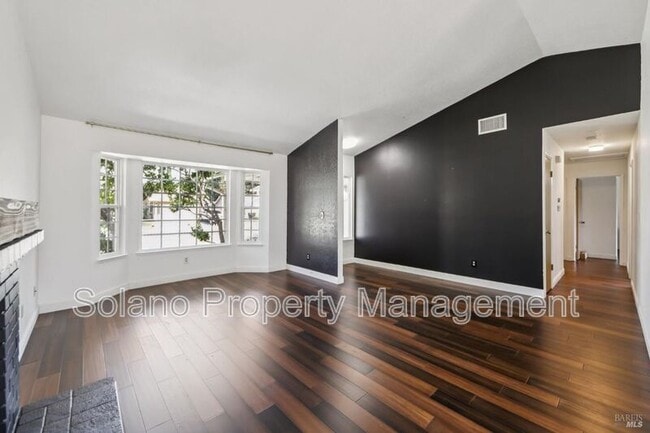 Building Photo - 309 Nancy Ln