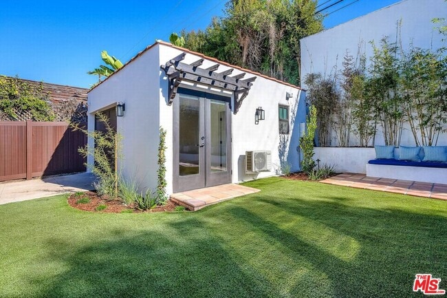 Building Photo - 920 Spaulding Ave