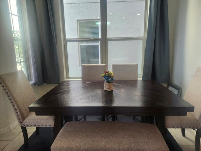 Building Photo - 12609 Salomon Cove Dr