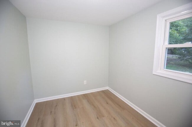 Building Photo - 100 Moran Ln
