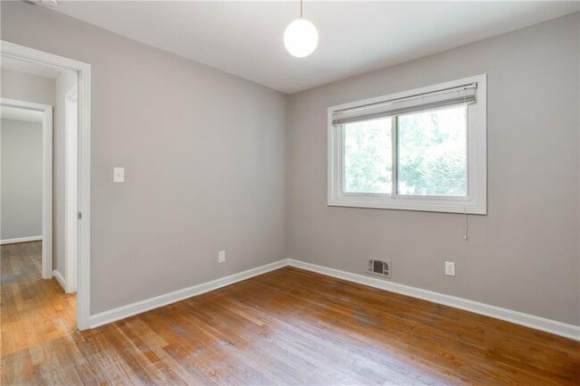 Building Photo - 1863 Merrimac Ct NE