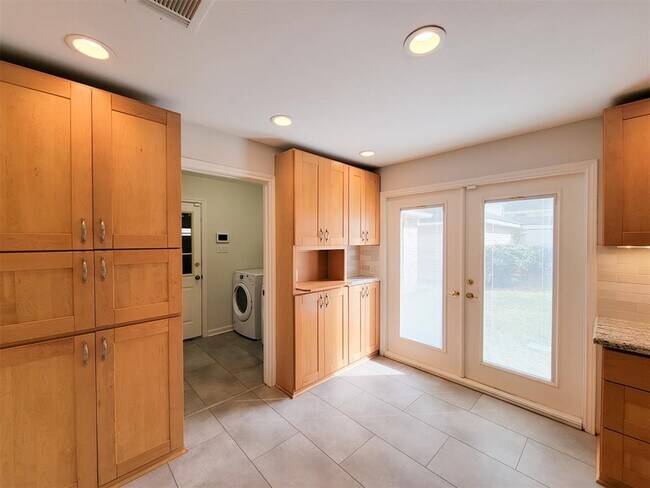 Building Photo - 20506 Laverton Dr