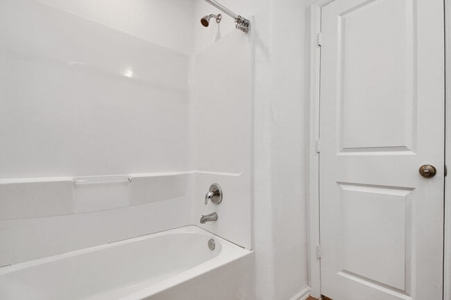 Building Photo - 18131 Mendocino Ridge Ln