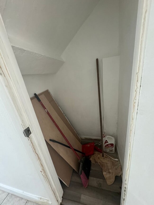 Building Photo - Spacious 3-Bedroom, 2.5-Bathroom Condo – Prime Location in Sparrow Condo