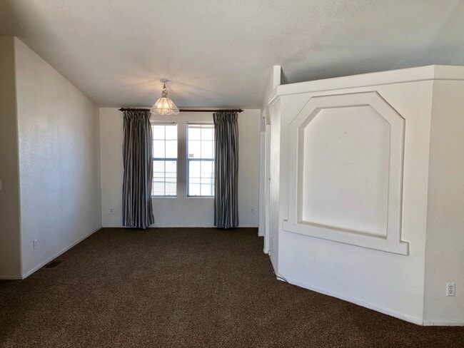 Building Photo - Double Wide on a Double Lot w/detached Gar...