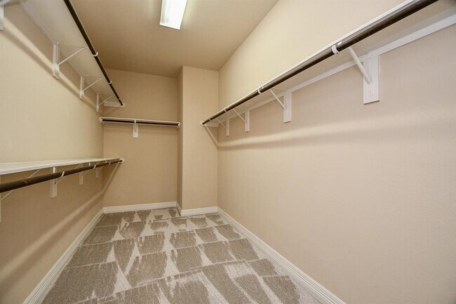Building Photo - 5551 Mangrove Creek Ln