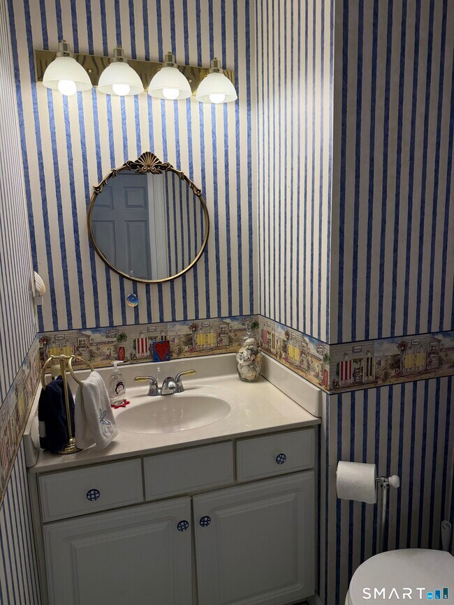 Building Photo - 30 Folkstone Rd