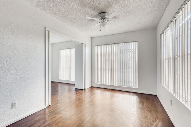 Building Photo - Very Nice 1 Bedroom Free Standing Apartment