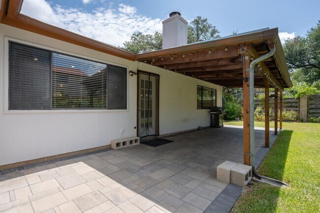 Building Photo - 11826 Carshalton Dr