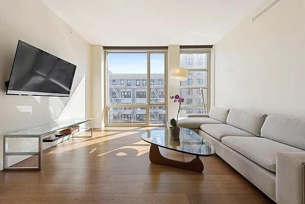 Building Photo - 177 9th Ave