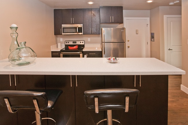 Primary Photo - Pineridge