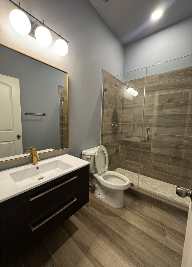 Building Photo - 6330 Bear Creek Court